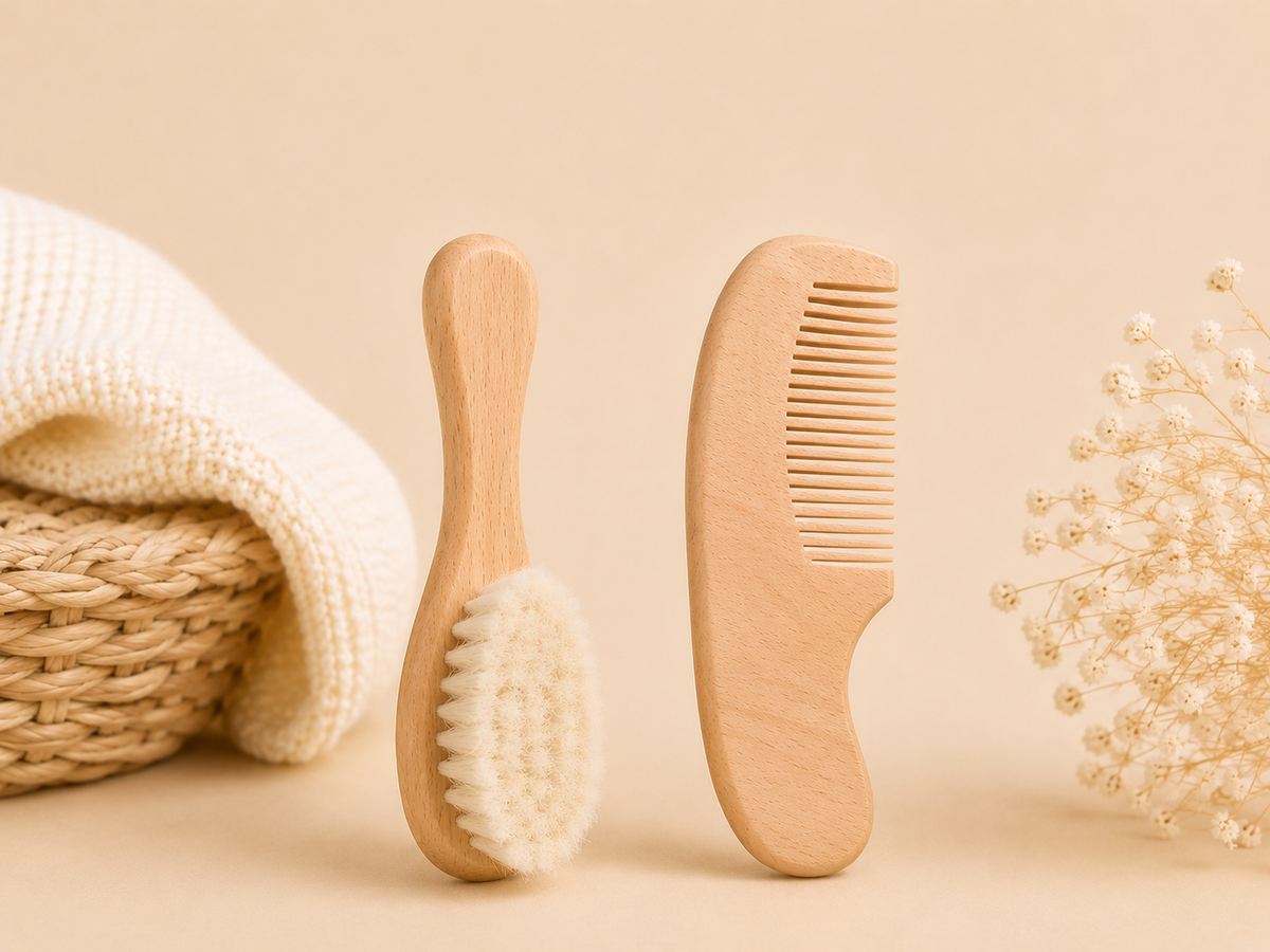 Ensemble Brosse et Peigne Bébé en Bois - Doux pour le Cuir Chevelu