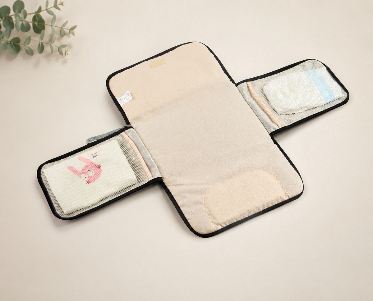 Tapis à Langer de Voyage 2-en-1 - Table à Langer + Sac à Couches de Poche